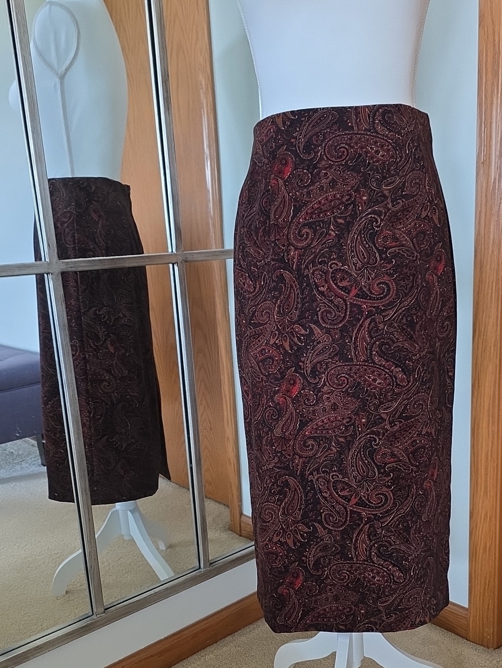 Briggs New York Paisley Skirt